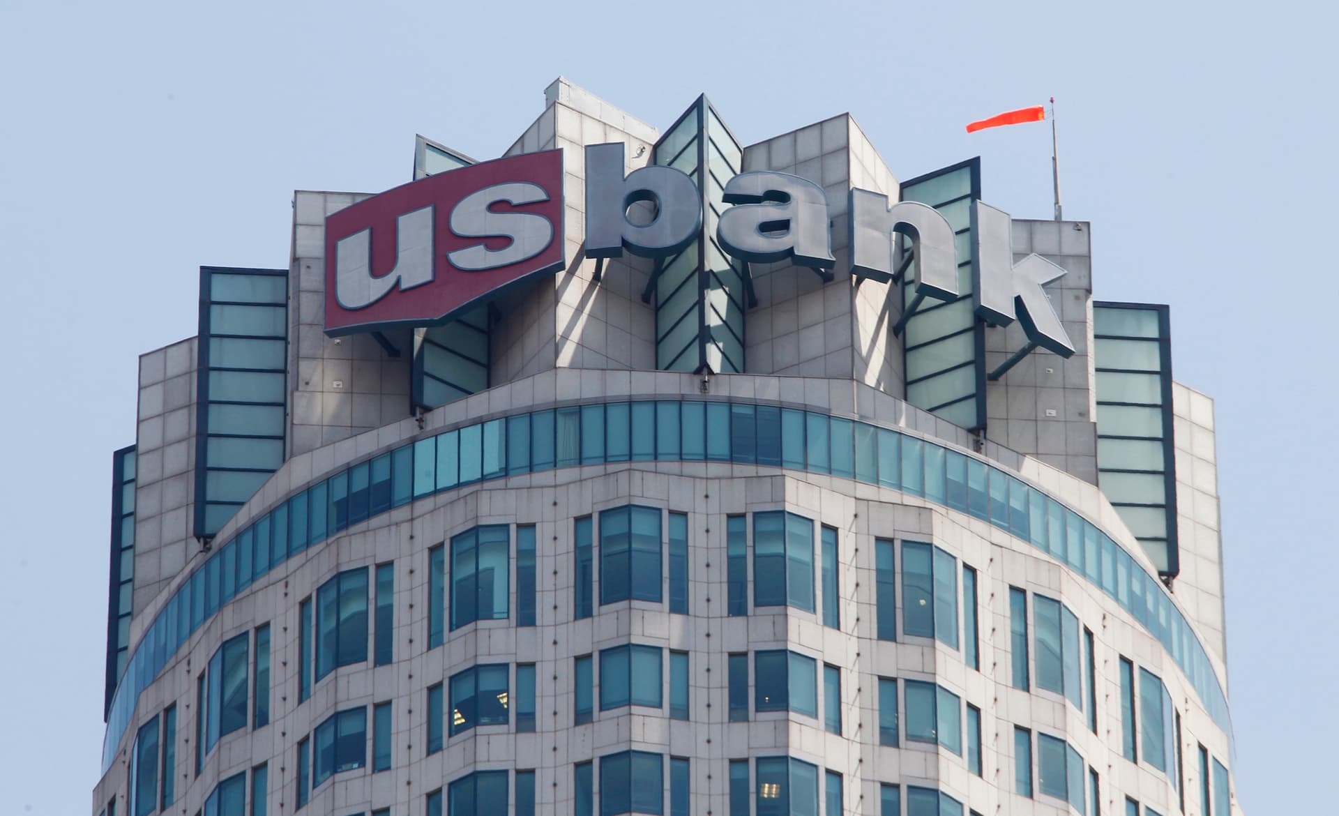 Raymond James Upgrades U.S. Bancorp to Strong Buy, Sees Profitability Surge Driving Re-Rating