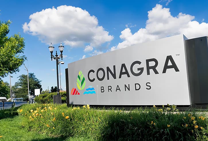 Conagra Slides 4% as Weak Earnings and Bleak Outlook Rattle Investors