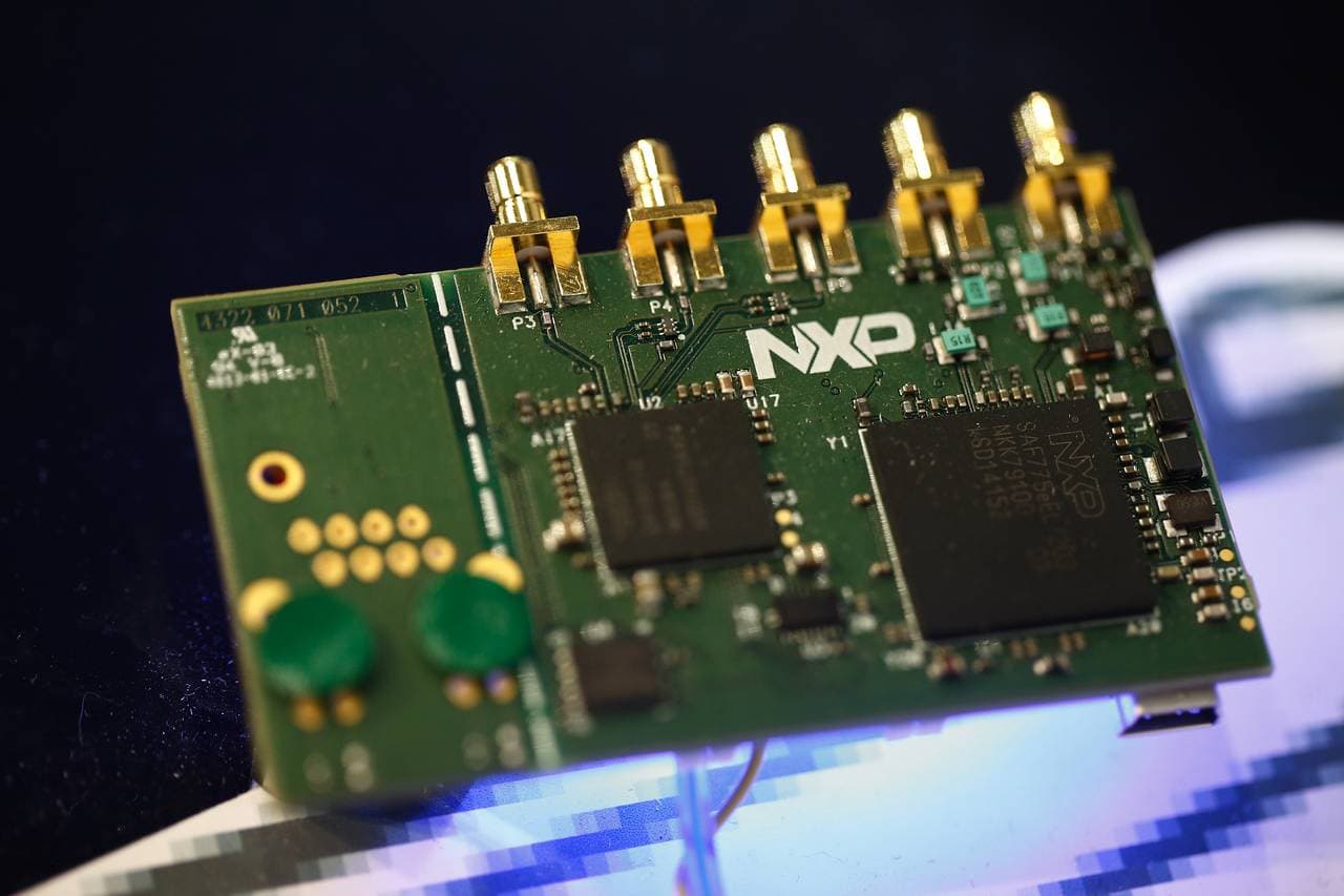 NXP Shares Dip 4% as Q2 Revenue Declines, Auto and IoT Weakness Weighs on Outlook