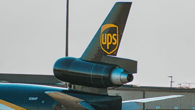 Why Shares in UPS Declined by 20% in the First Half of 2025