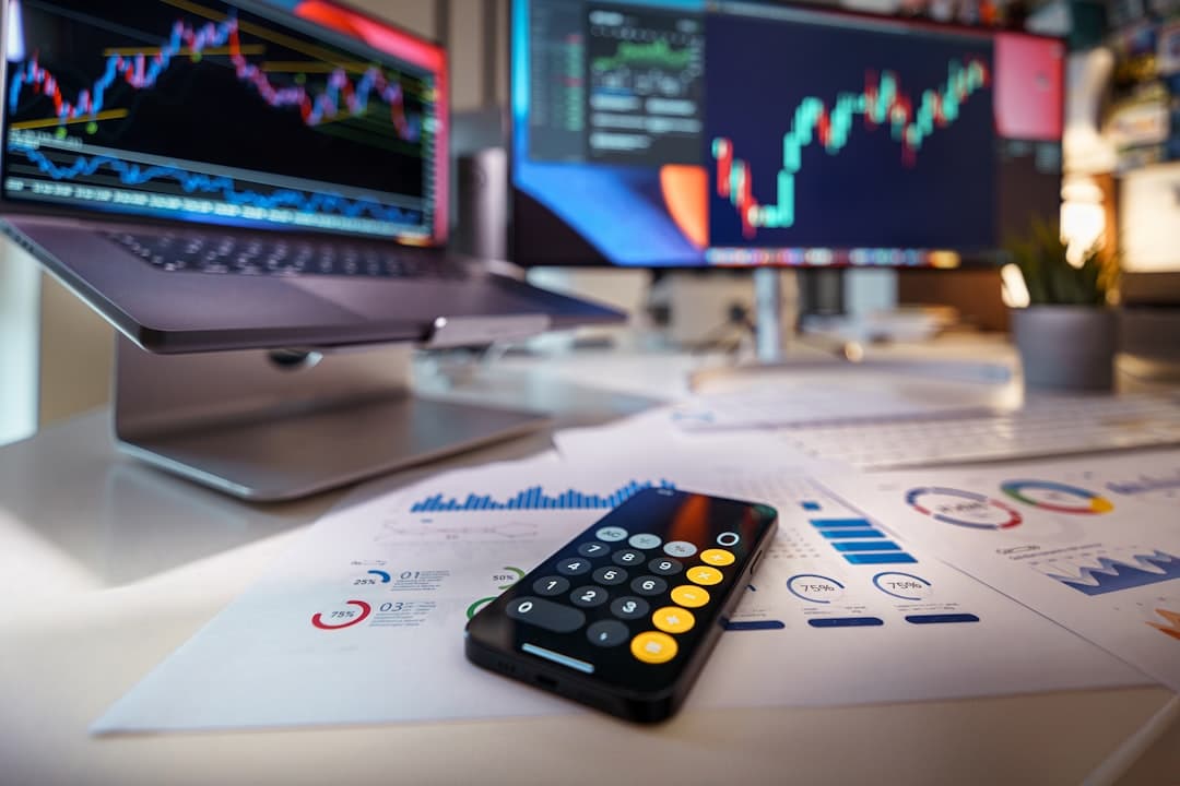 S&P 500 Slips on Weak Retail Sales and Escalating Israel‑Iran Tensions