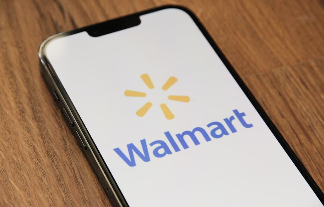 Walmart Shares Fall As Q2 Earnings Miss But Revenue Beats; Outlook Raised