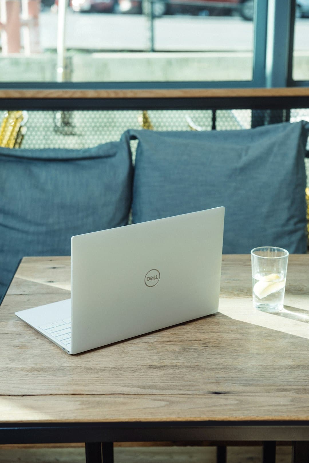 Dell Shares Slide 10% As Soft Q3 EPS Outlook Overshadows Strong Q2 Results