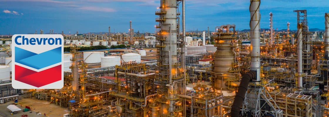 Chevron Corporation (NYSE:CVX) Maintains Strong Position Amidst Industry Challenges