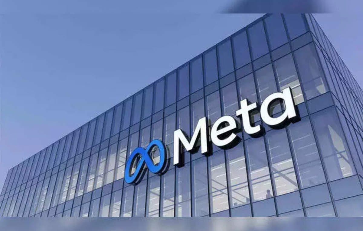 Meta Platforms, Inc. (NASDAQ:META) Sees Positive Analyst Sentiment and Growth in AI Investments