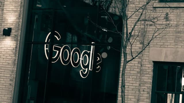 Alphabet's AI Bargain Beats ChatGPT (Rating Upgrade)