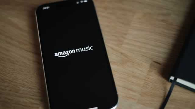 Amazon: The AWS Business Faces Challenges But The Stock Looks Appealing