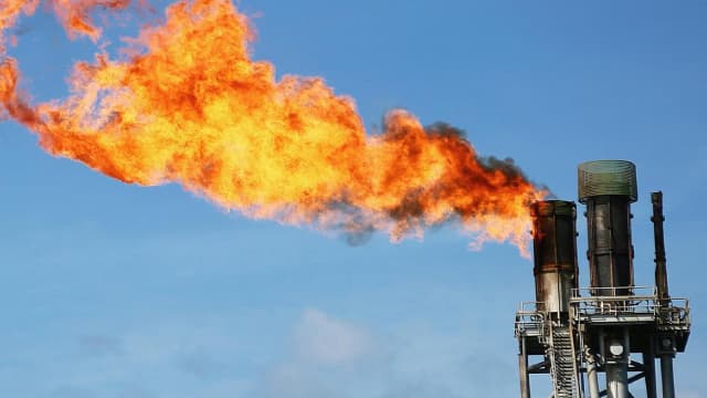 APA (APA) Reports Q2 Earnings: What Key Metrics Have to Say