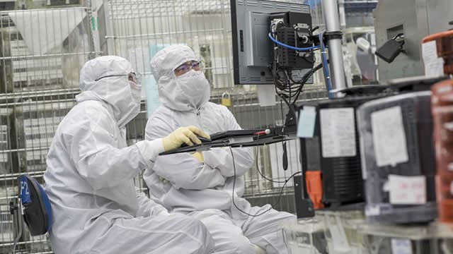 Intel is getting a $2 billion investment from SoftBank