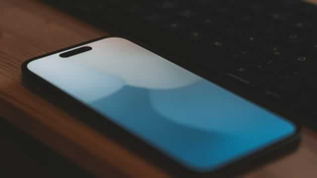 Should You Forget Nvidia and Buy These 2 Artificial Intelligence (AI) Stocks Right Now?