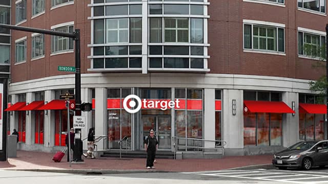 Target reveals CEO succession plan as earnings just beat Street forecasts