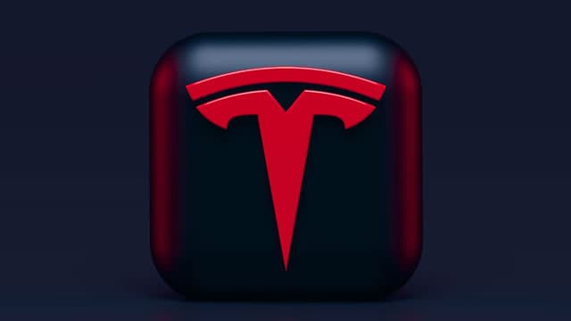 Tesla Disbands Dojo Supercomputer Team, Upending AI Effort