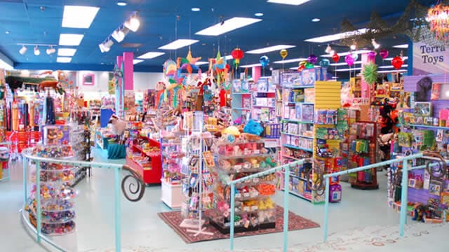 Top Stock Movers Now: Tesla, Wynn Resorts, Hasbro, and More