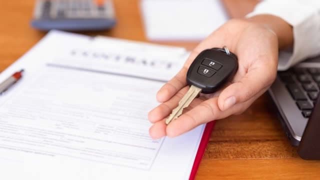 United Rentals: Overvalued Even With A Tax Law Windfall (Rating Downgrade)