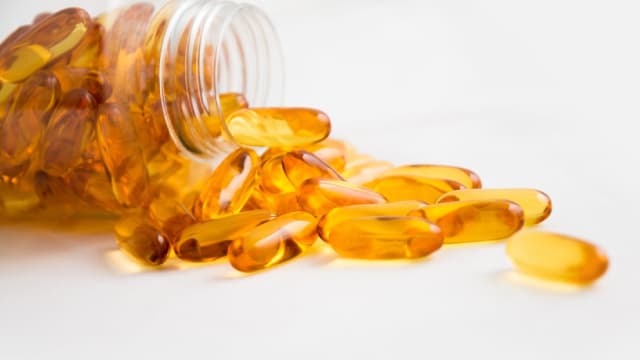 Want to Generate at Least $1,000 in Passive Income Per Year? Invest $26,000 in This Dividend King Stock.